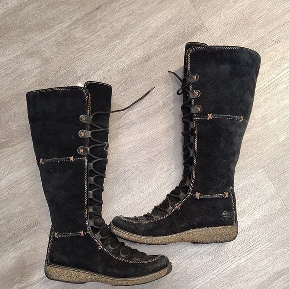 Timberland Black Lace Up Boots with Rugged Style - Picture 1 of 5